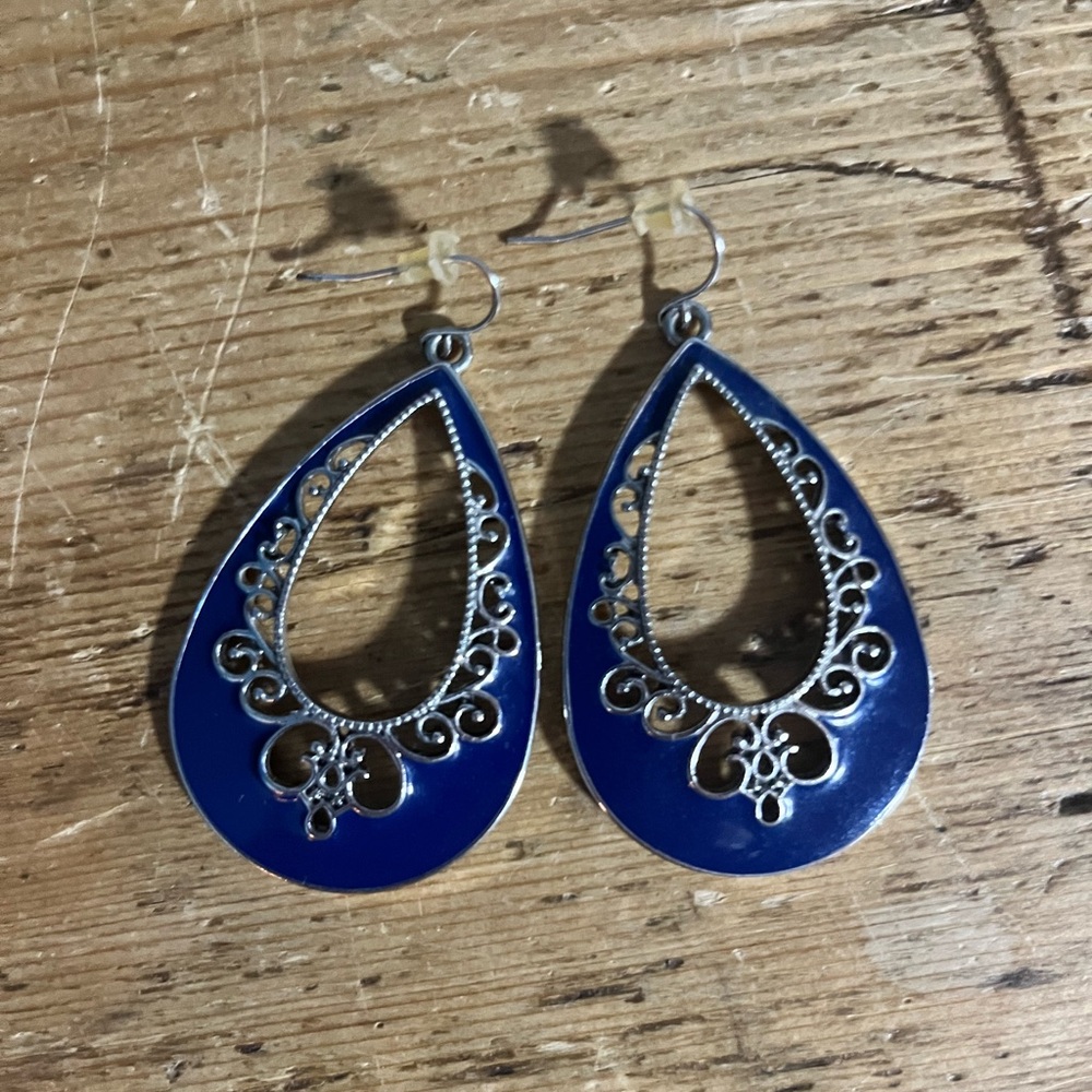 Elegant Blue and Silver Teardrop Earrings